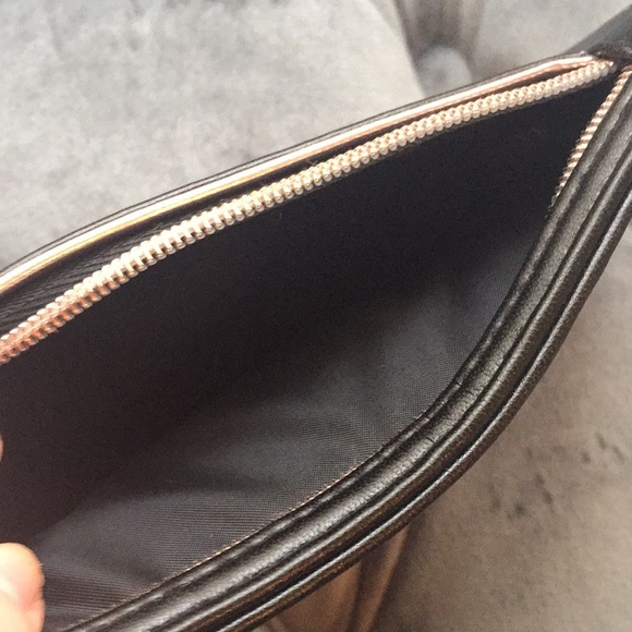 3 New Estee Lauder & Coca-Cola Cosmetic Bags - Picture 12 of 12